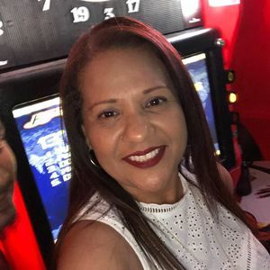 Meet your Posher, Theresa e